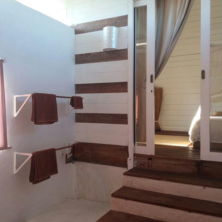 Wera Beach Kadumbul Exterior foto